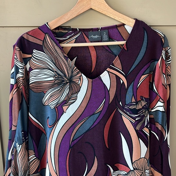 Chico’s Travelers Sz L Baroque Autumnal Floral Print V Neck Bell Sleeve Blouse - Picture 3 of 9